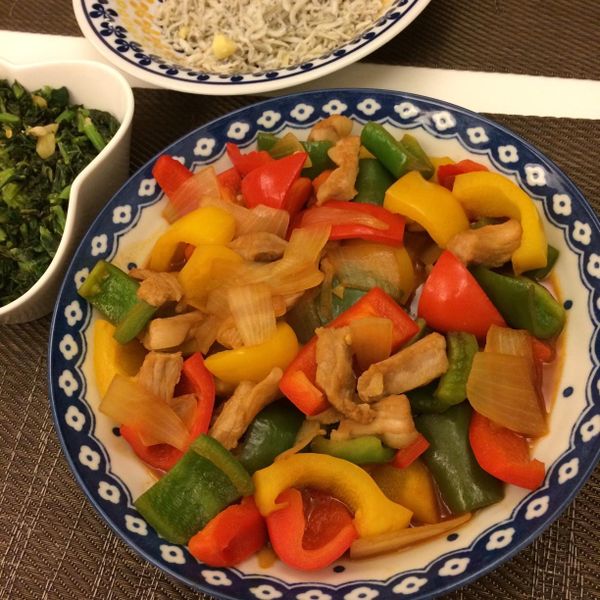 家常彩椒炒雞丁 : Guan一起做