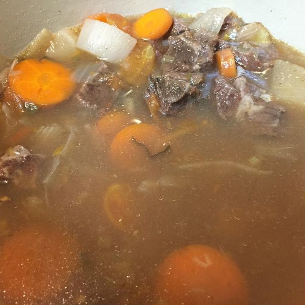 酒香燉牛腩:Helen Chen 一起做