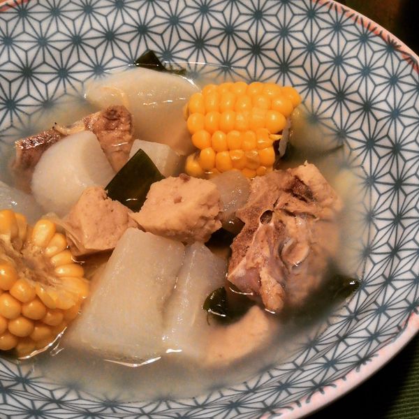 蘿蔔玉米排骨湯 : 吳海倫一起做