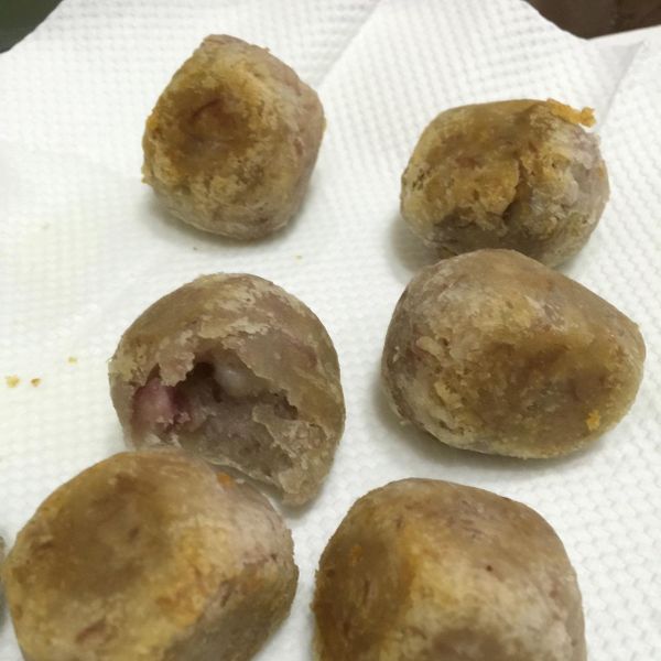 吃的到芋頭顆粒的芋泥餅：邱貞蓁 一起做