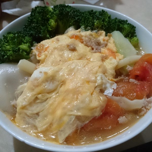 (超快速+超簡單) 蕃茄煨麵 : Ching Wen Hsu一起做