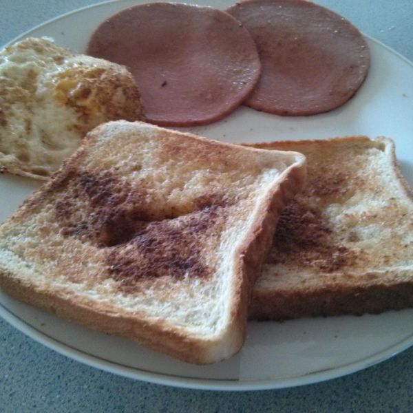 奶油肉桂吐司~~好心情的開始!!：露露大吃货 一起做