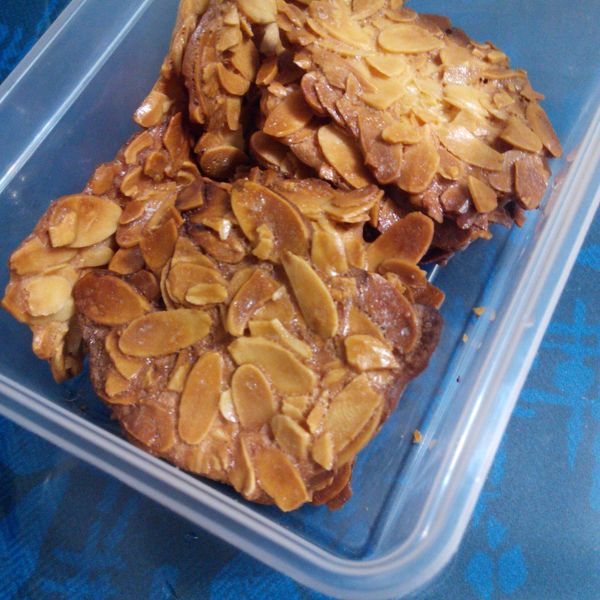 【烤箱甜點】一次就成功的杏仁瓦片：Ann Lin 一起做