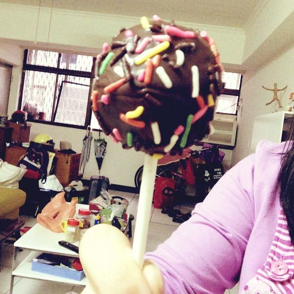 棒棒糖蛋糕 (Cake Pops)：劉子菱 一起做