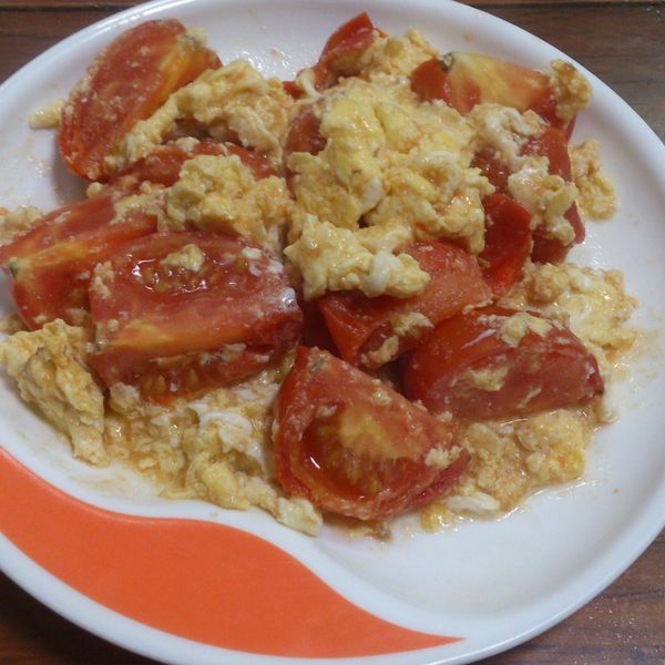 【番茄滑蛋】小孩愛上它的兩個秘訣：wang 一起做