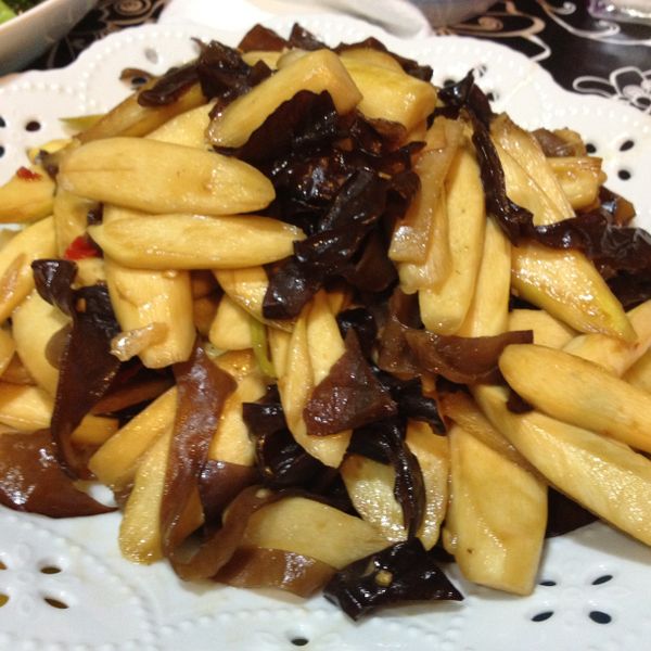 黃金玄米油-烏醋木耳筊白筍：Ming TsaiNg 一起做