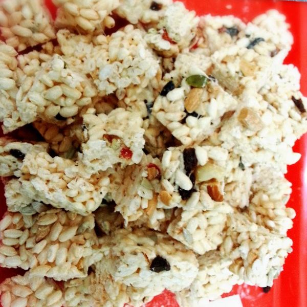 料理甜甜圈<健康點心週> 米果巧克力：黃翌庭 一起做