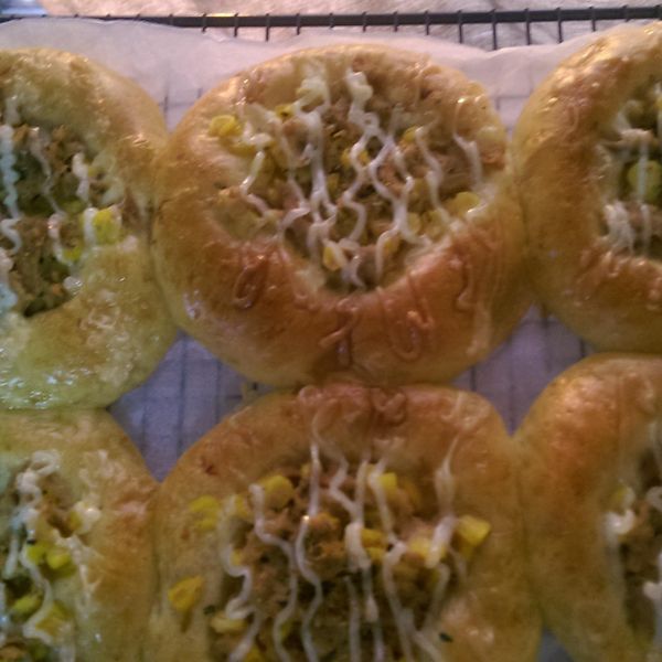 鮪魚美奶滋麵包 : 曾惠紋一起做