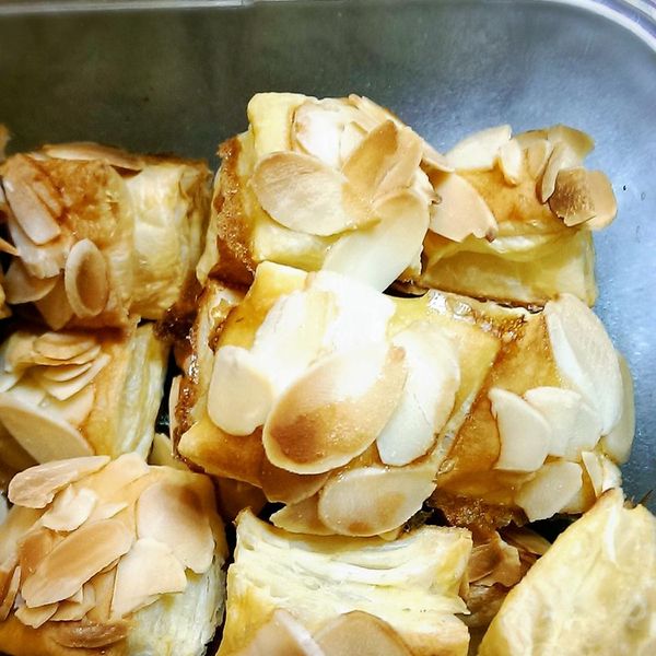 超簡易♫杏仁千層酥派❤：向菊香 一起做