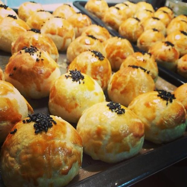 蛋黃酥：YuFen  Zhang 一起做