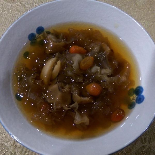 銀耳紅棗湯：Yoko Shiuan 一起做