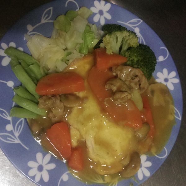 咖哩飯：美英 一起做