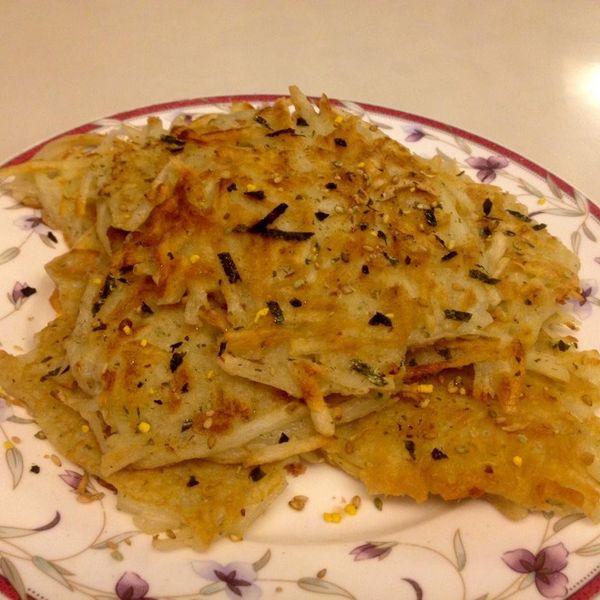 愛烹飪。馬鈴薯絲絲餅 : 方小玉一起做