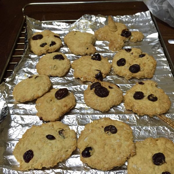 蜂蜜葡萄燕麥餅:ju 一起做