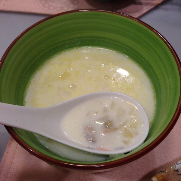 蛤蠣巧達濃湯~~喝了讚不絕口!!：Sheena Sun 一起做