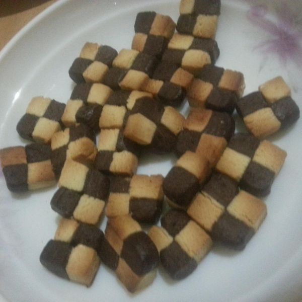 undefined：黃姵一 一起做