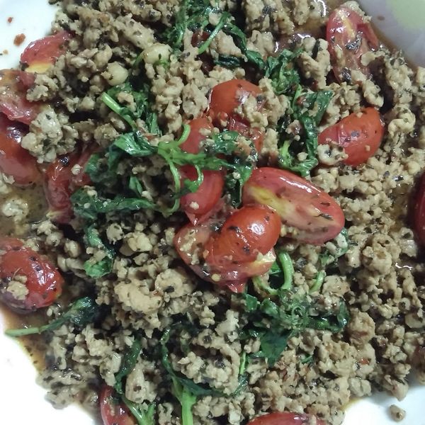 打拋豬 : 蔡昕羚一起做