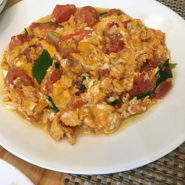 【番茄滑蛋】小孩愛上它的兩個秘訣：Daphne Chang 一起做