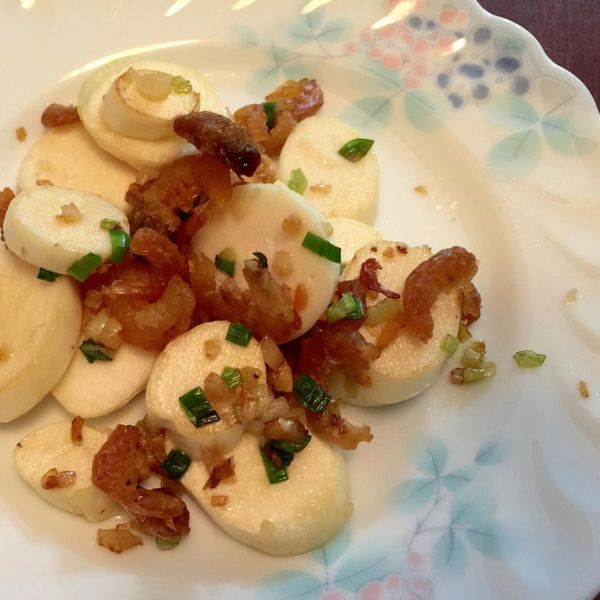 蝦米香炒茭白筍《茭白筍7》:Dannie Chang 一起做