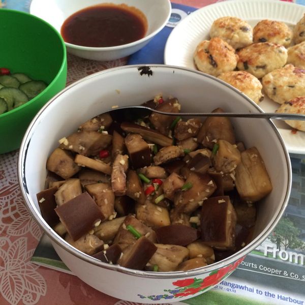 涼拌茄子 : Vivilu_Iou一起做