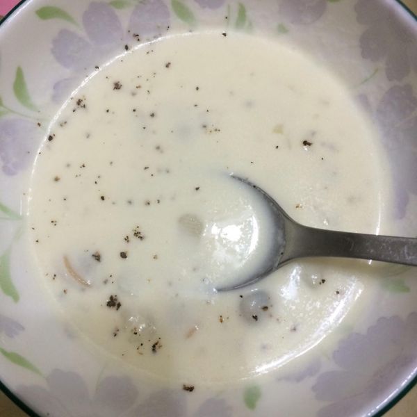 蛤蠣巧達濃湯~~喝了讚不絕口!!：Pammy 一起做