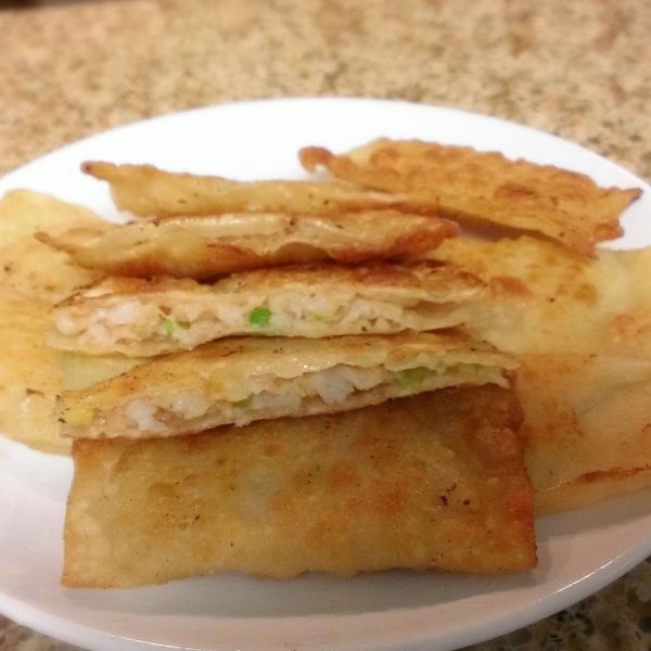 在家也可以自己做的月亮蝦餅 : Vicky一起做