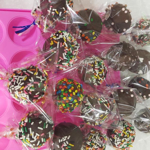 棒棒糖蛋糕 (Cake Pops)：Yushin Yu 一起做