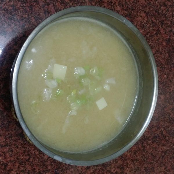 簡單煮-豆腐味噌湯:王筱雅 一起做