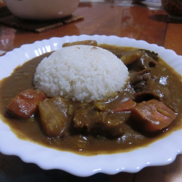 牛腩燉煮咖喱【深夜食堂x鮮食家】 : 林佩汶一起做