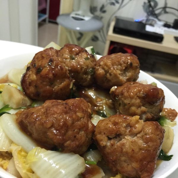 紅燒獅子頭：San Fong 一起做