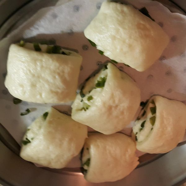 小魚媽の蔥花卷:劉美榮 一起做