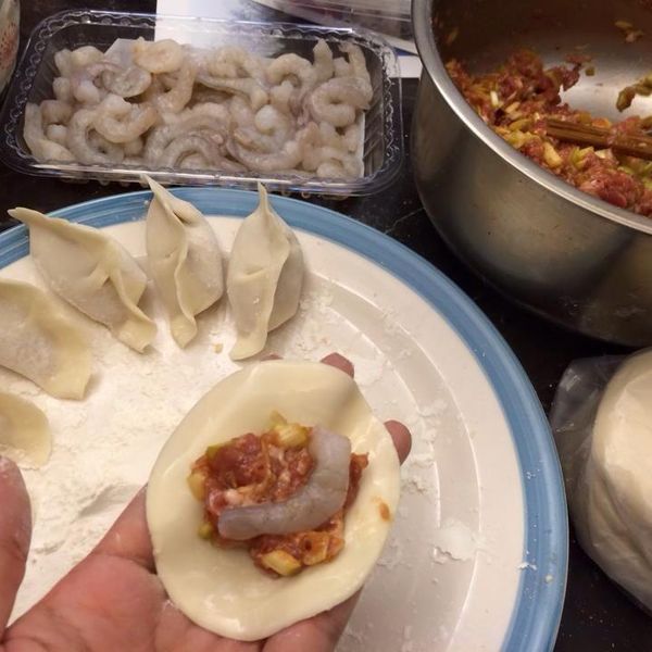 鮮蝦絲瓜水餃 : Weiwei Chang一起做