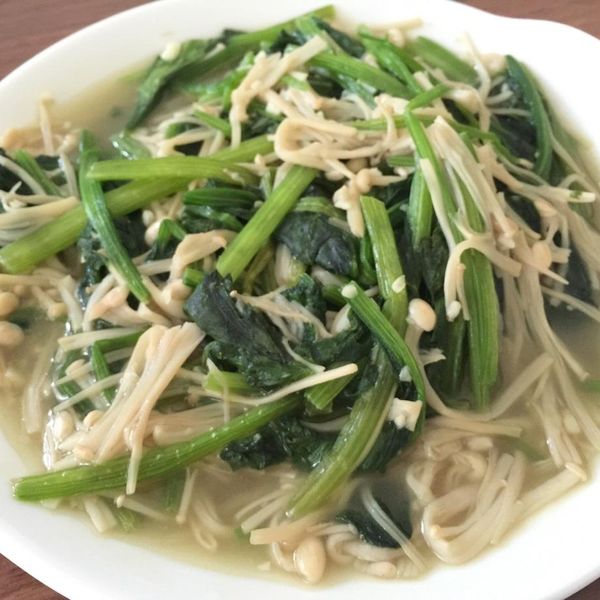 菠菜炒金針菇 : 謝黛比一起做