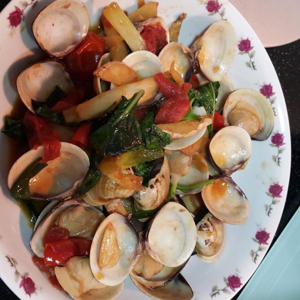 九層塔炒蛤蜊(有過程圖片) : Carol Mei一起做