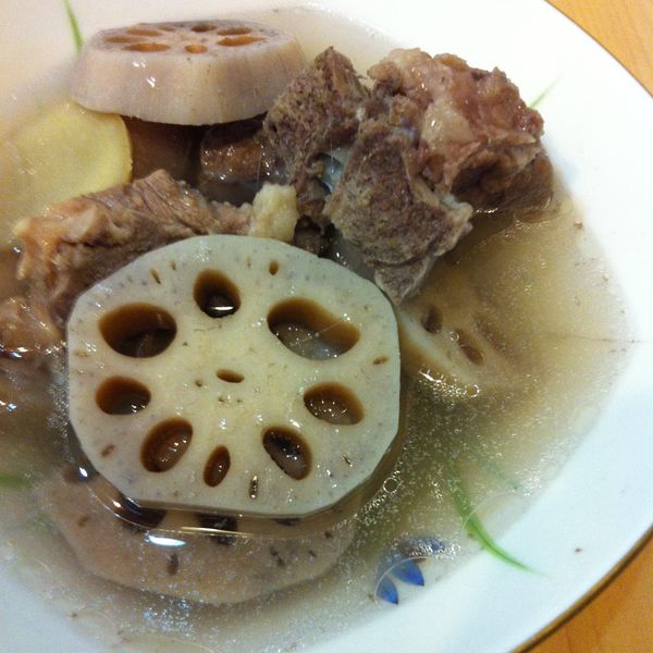 ㄚ曼達的廚房~【大同電鍋料理】蓮藕排骨湯 : Yoshizu Go一起做