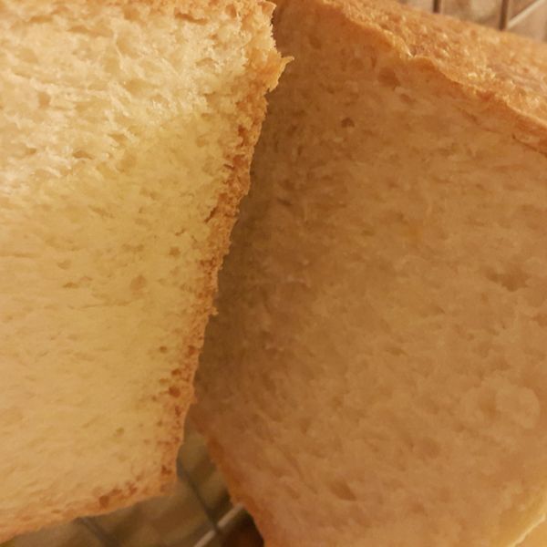 牛奶麵包。樂扣樂扣耐熱玻璃保鮮盒：小巨人 一起做