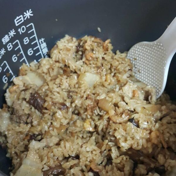 undefined：何佳容 一起做