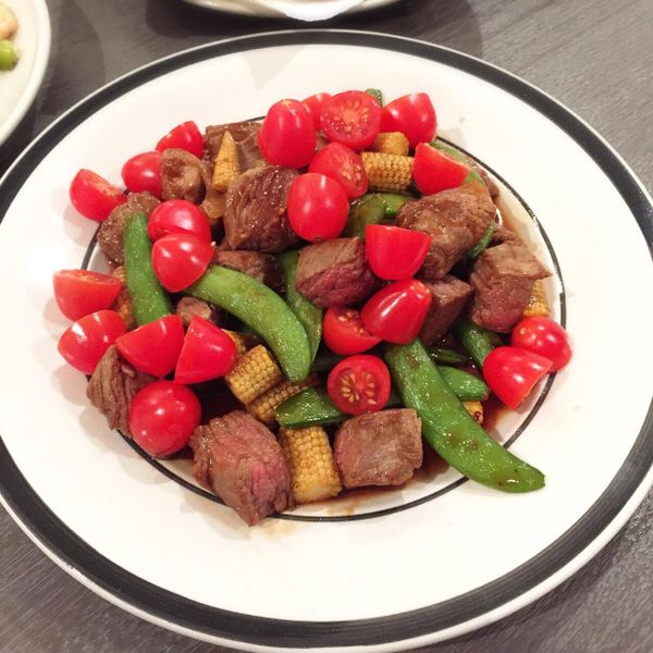 蠔油爆炒三色鮮蔬骰子牛 : ❤️ 小廚娘 eunice ❤️一起做