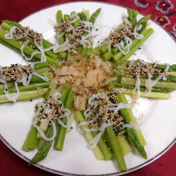 冰冰涼涼沙拉蘆筍 : 徐詩怡一起做