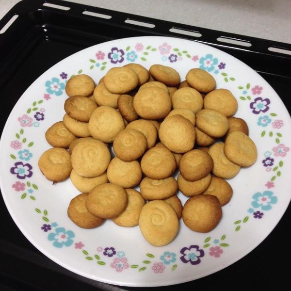 Olivia♥蜂蜜蛋黃餅乾 : Kelly Kao一起做