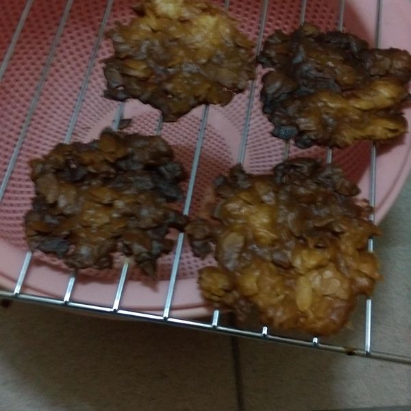 杏仁瓦片_烘焙入門 零失敗 : 張加分一起做