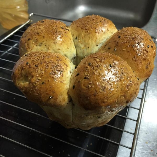 鑄鐵鍋蔓越莓奶酥麵包 : 黃怡靜一起做