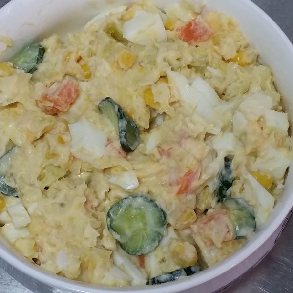 馬鈴薯沙拉 : 簡怡真一起做