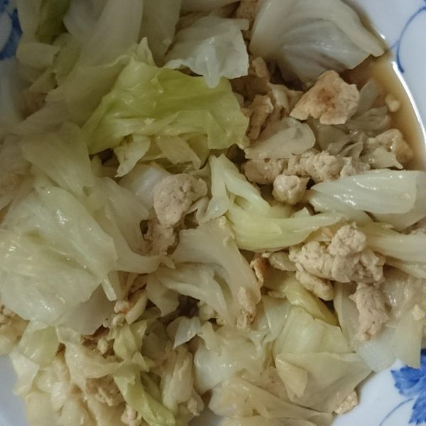 蠔油蛋炒高麗菜~~香香好配菜!! : 江守琦一起做