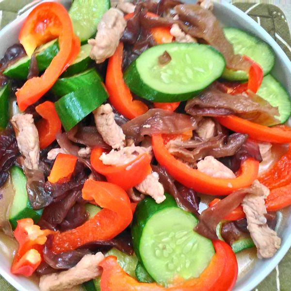 快炒小黃瓜 : cherryil一起做