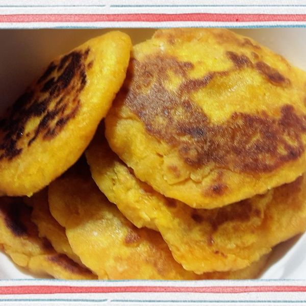 三種食材→煎出Q彈好吃的【地瓜餅】：Ruer Wang 一起做