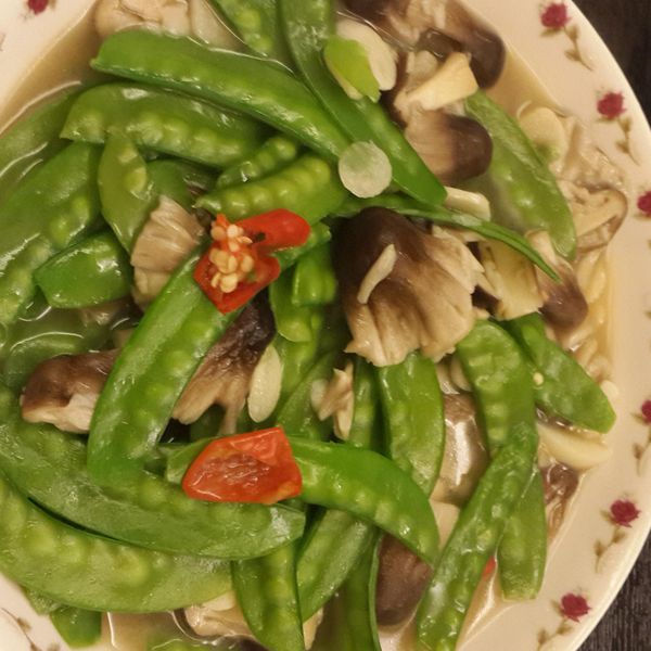 【粉豬兒】草菇扁豆 : Doris Wang一起做
