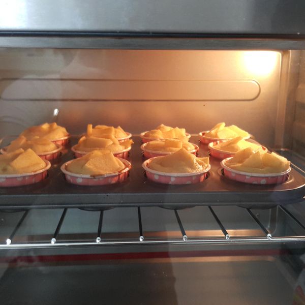 香噴噴焦糖蘋果馬芬蛋糕 : 林妤兒一起做