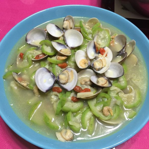 絲瓜蛤蠣湯 : 妙妙一起做
