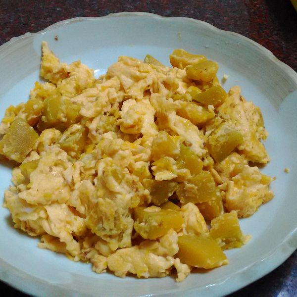 南瓜煎蛋 : 小祺兒一起做